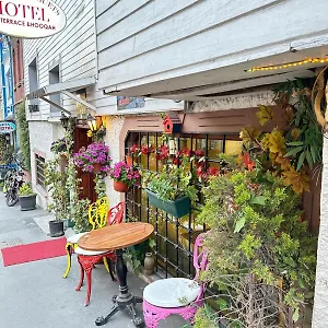 Otel Rose Bouquets