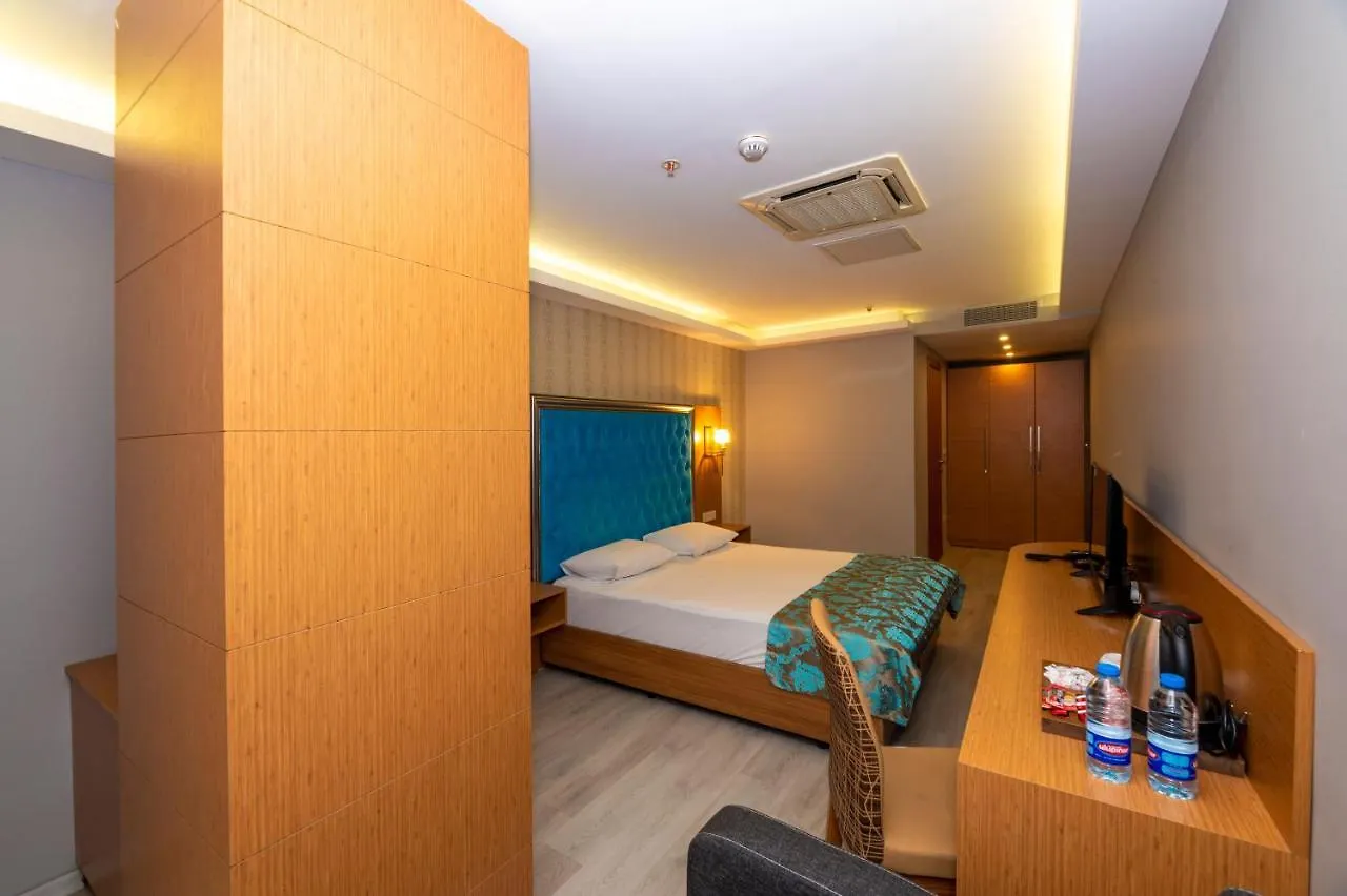 Grand Palace Hotel Istanbul 3*,