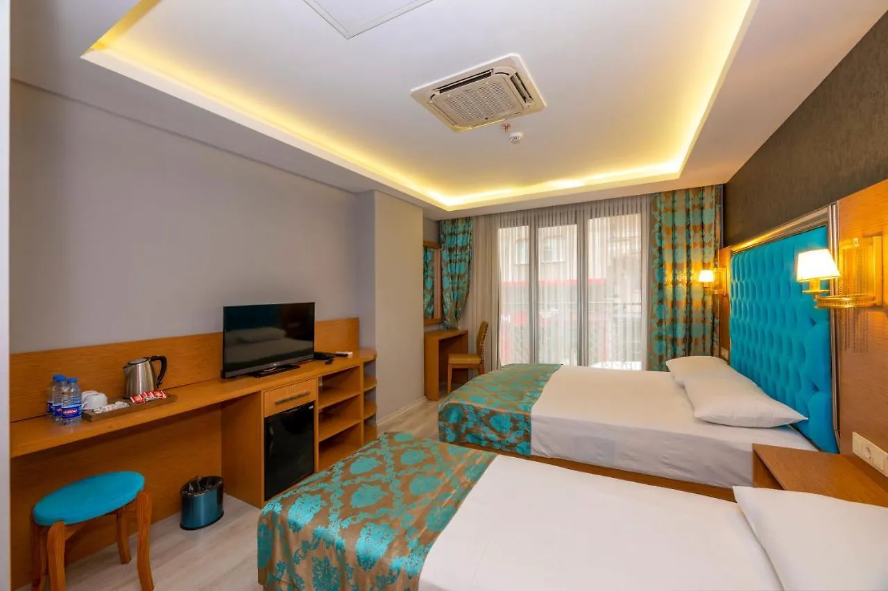 Grand Palace Hotel Istanbul 3*,