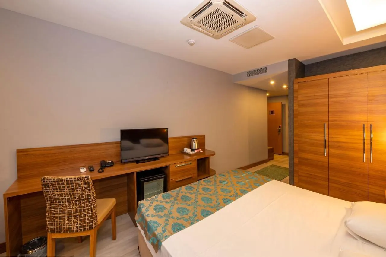 Grand Palace Hotel Istanbul