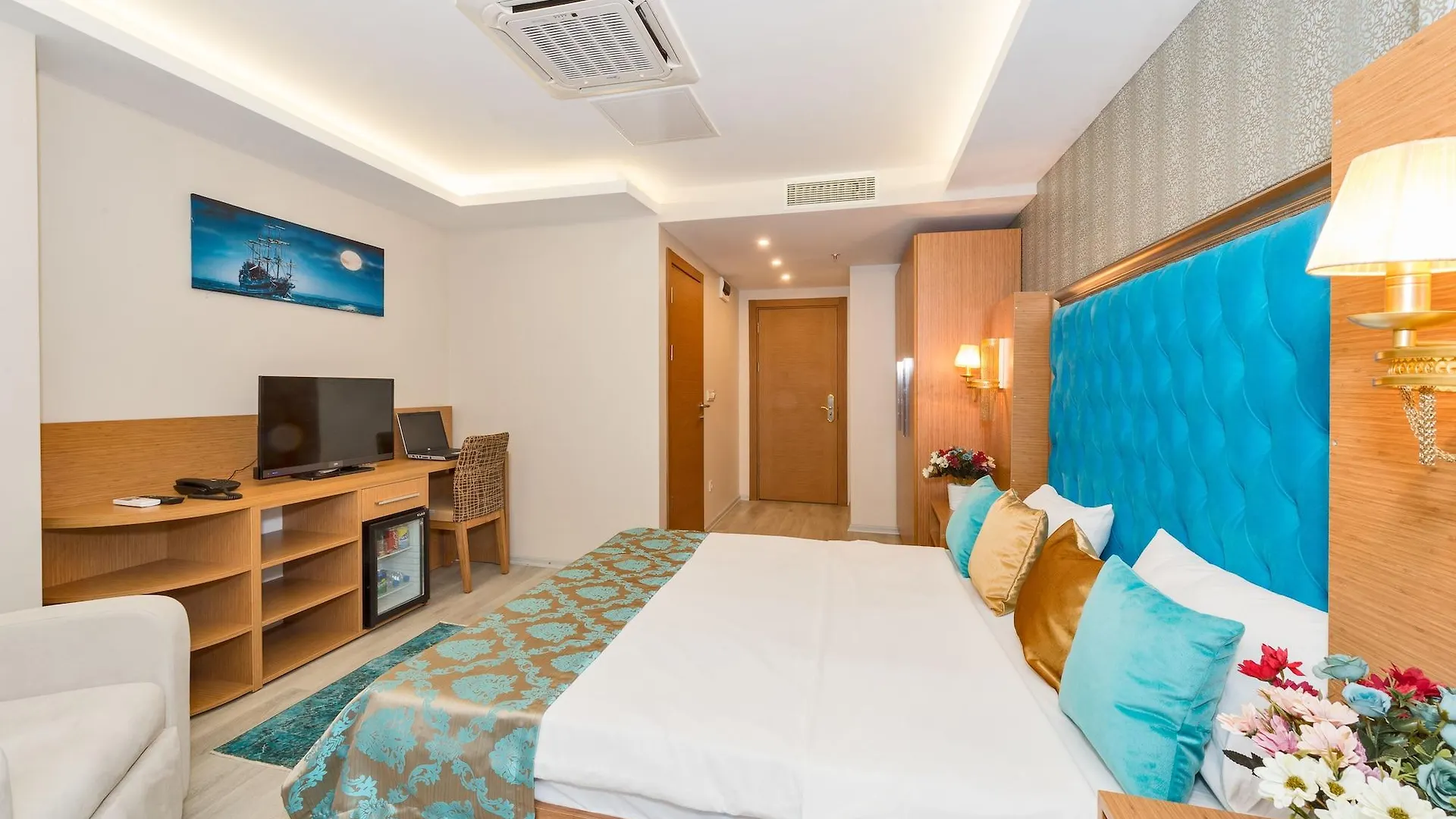 Grand Palace Hotel Istanbul 3*,