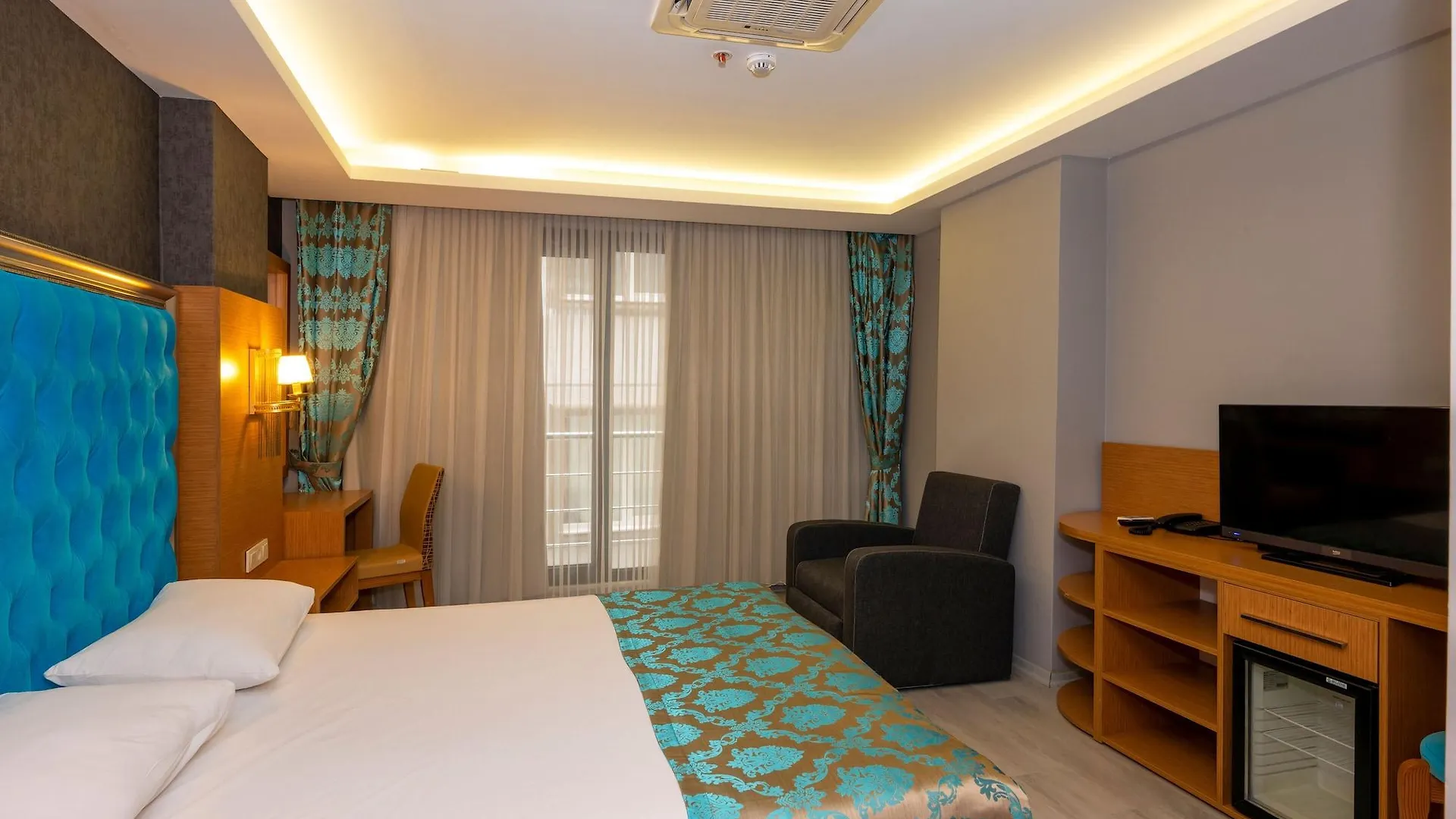 Grand Palace Hotel Istanbul 3*,