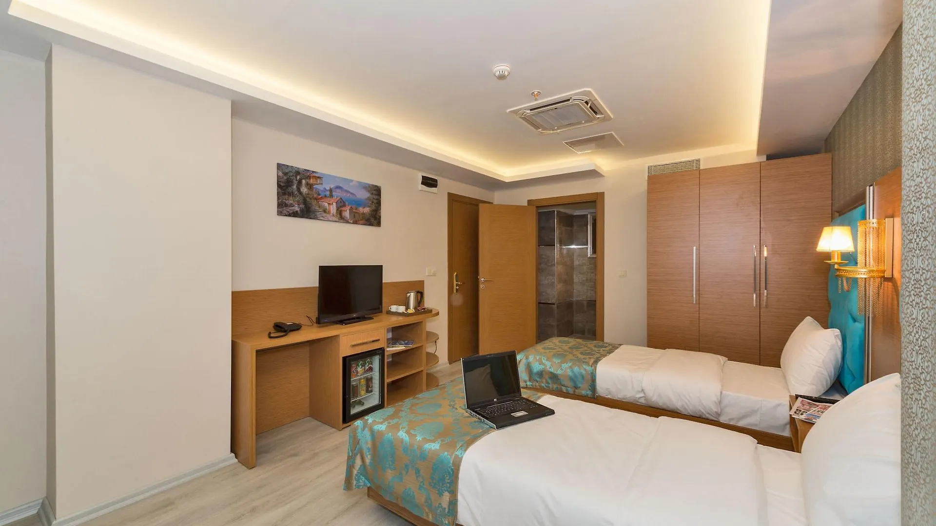 ***  Grand Palace Hotel Istanbul Turkey