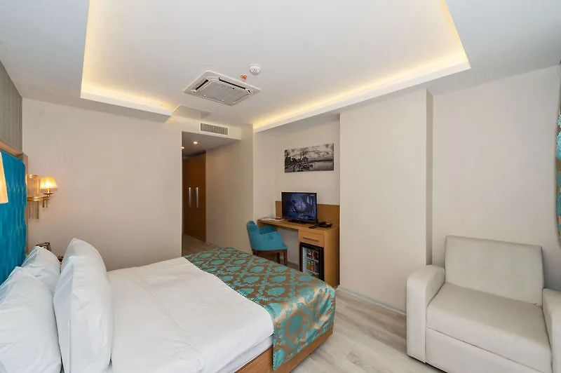 Grand Palace Hotel Istanbul 3*,